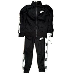 NWT Nike Unisex Youth Size 4 Jacket Track Suit Set